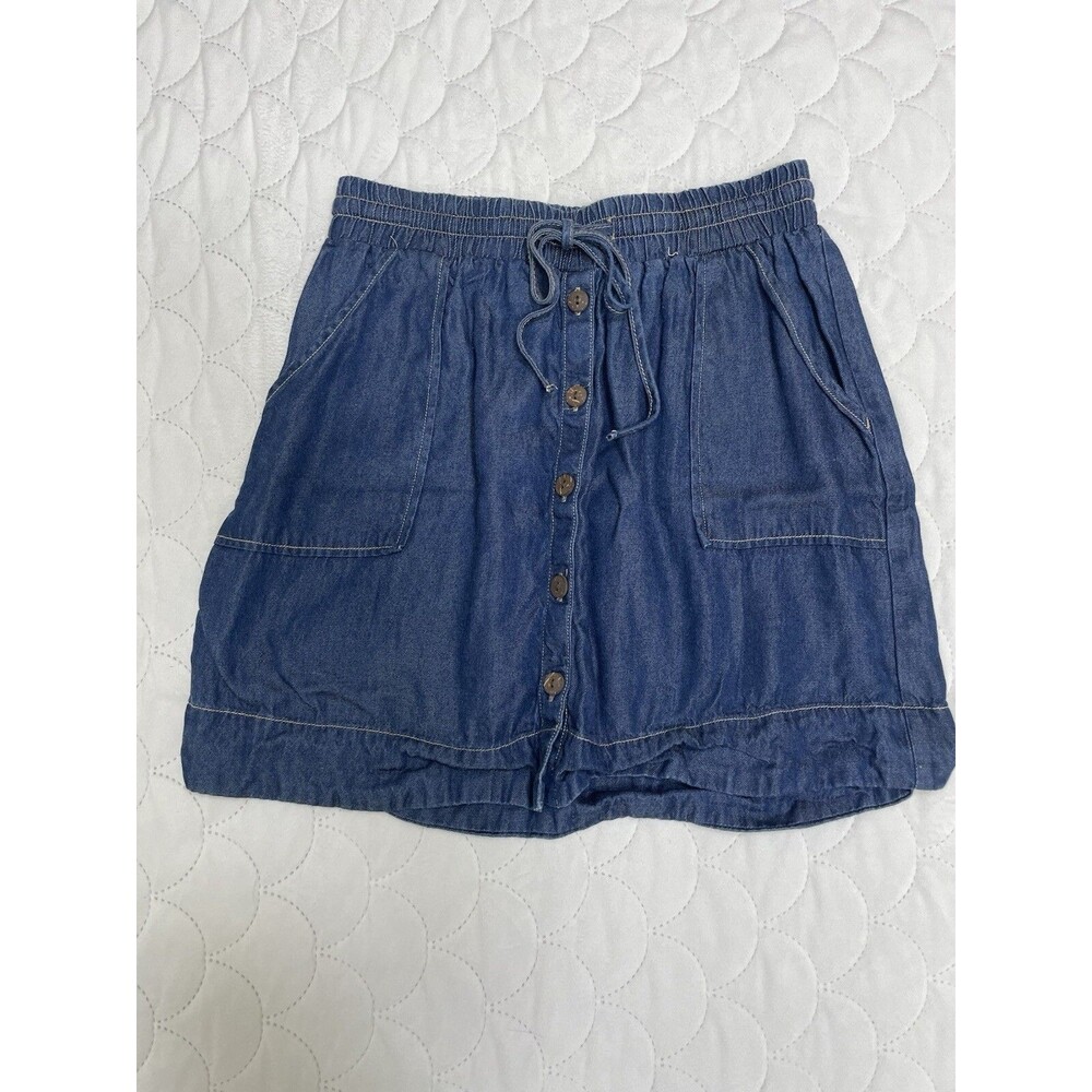 WOMEN’S UNIVERSAL THREAD GOODS CO. LIGHT WEIGHT DENIM SKIRT SIZE XS